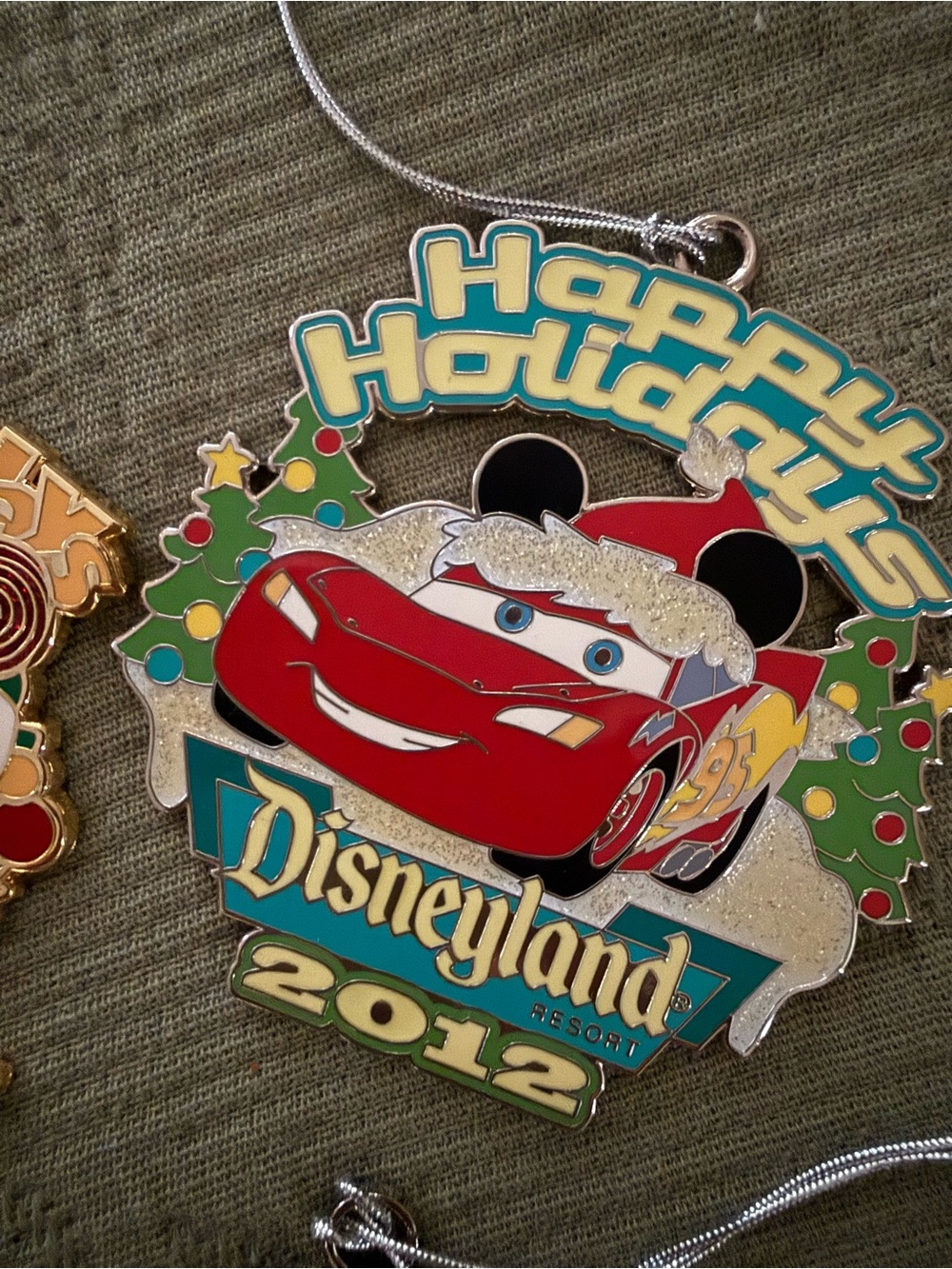 Disney Holiday Ornament Collection - Mickey & Friends 2009-2015 - Picture 4 of 8